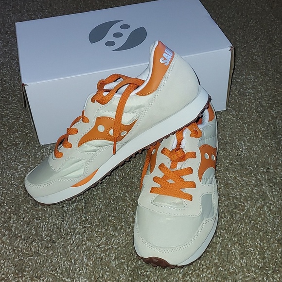 Saucony DXN Trainer Running Shoes - Picture 2 of 6